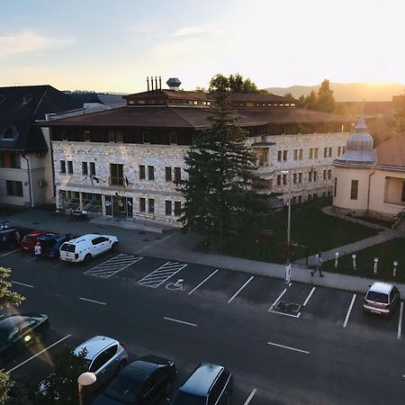 Centrum Apartman Sárospatak Екстериор снимка